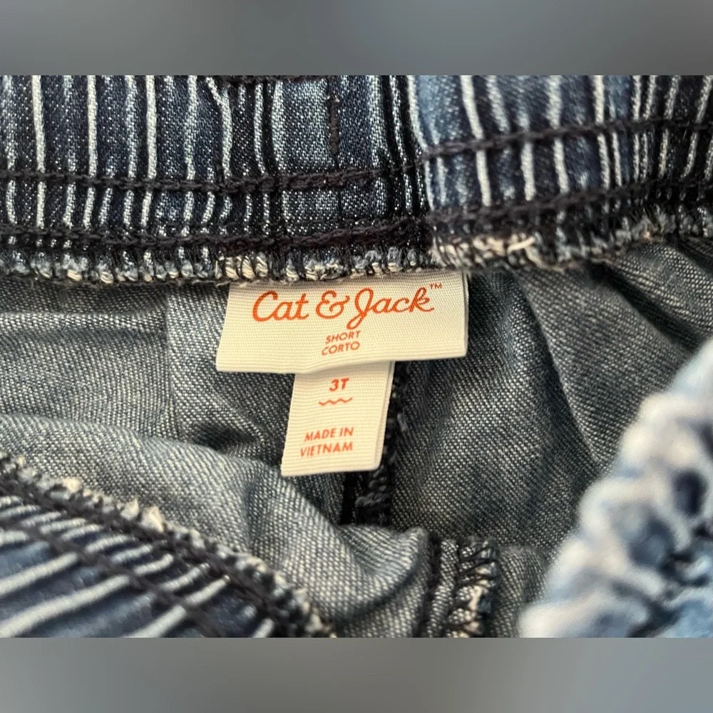 Cat & Jack Girls Jean Shorts Size 3T